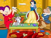 Princess Snow White Room Cleaning